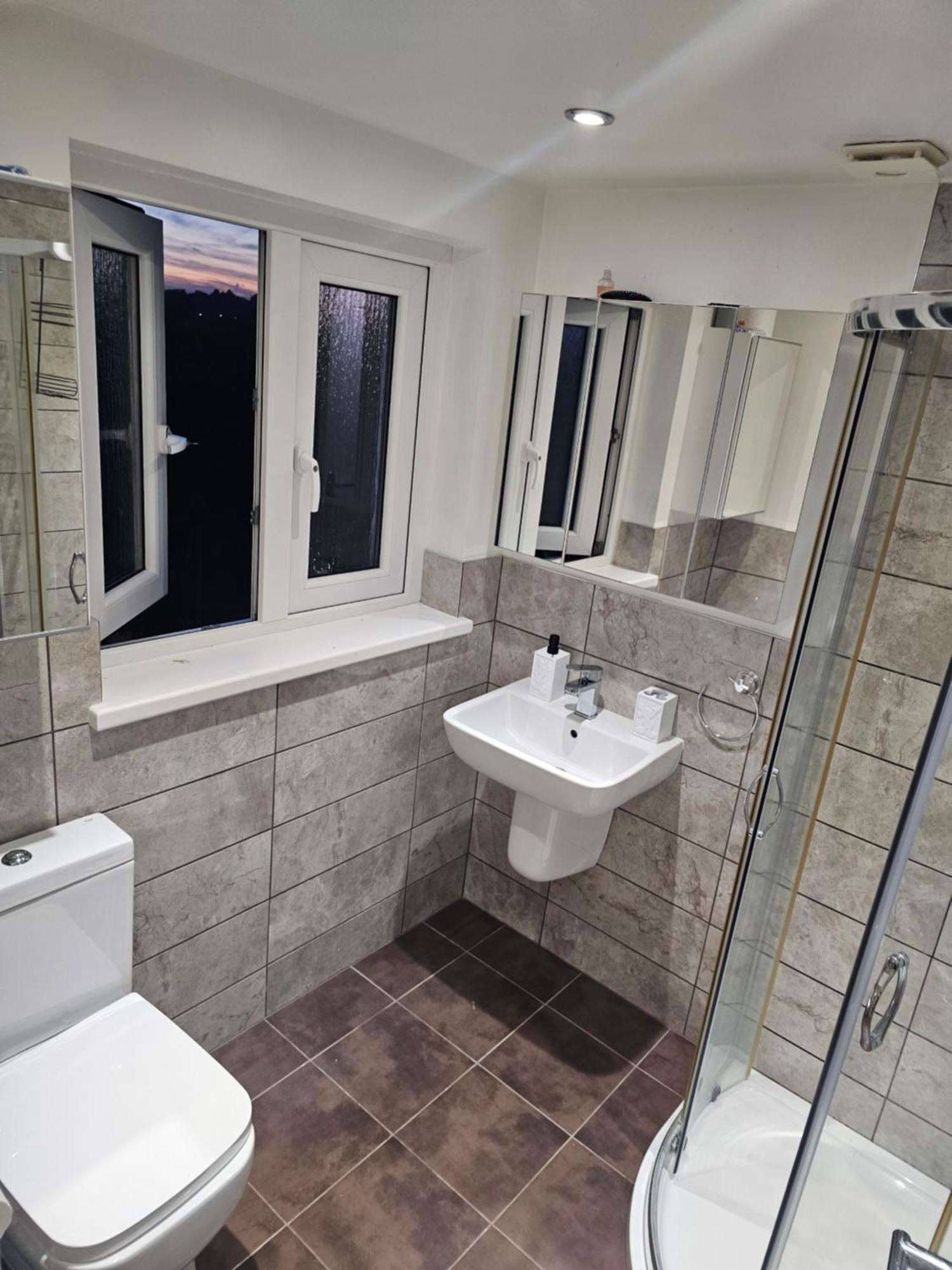 Spacious Private Room In Vibrant South London Thornton Heath Kültér fotó
